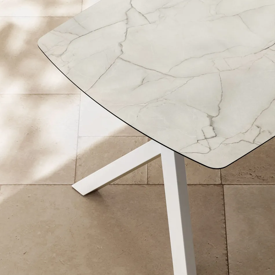 Masă extensibilă tip butoi până la 240 sau 280 cm din HPL stratificat - Dialogo Viadurini