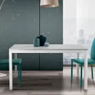 Masa extensibila cu picioare din metal alb si blat melaminat - Shaila Viadurini