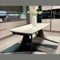 Masă extensibilă de la 180 la 260 cm cu blat din piatră sinterizată - Eclisso