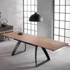 Extindere modernă cu picioare metalice, Villongo Viadurini