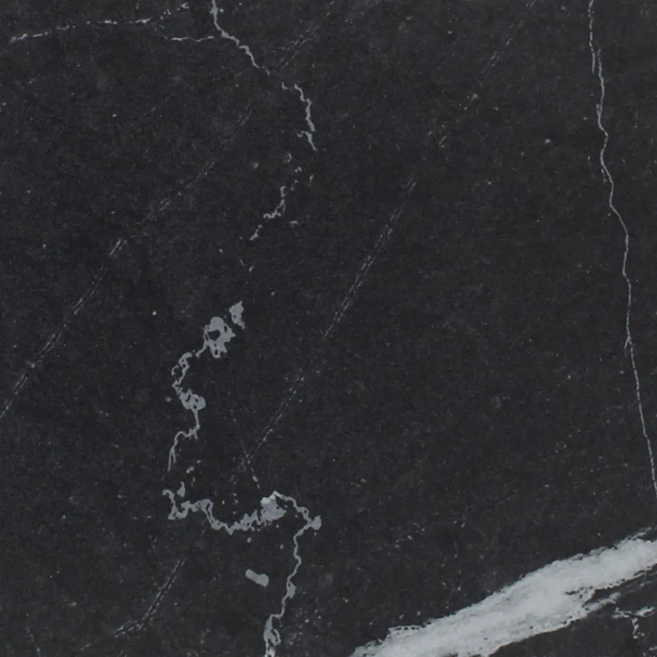 Masa de exterior cu baza din lemn si blat din ceramica neagra Marquinia - Infinity Viadurini