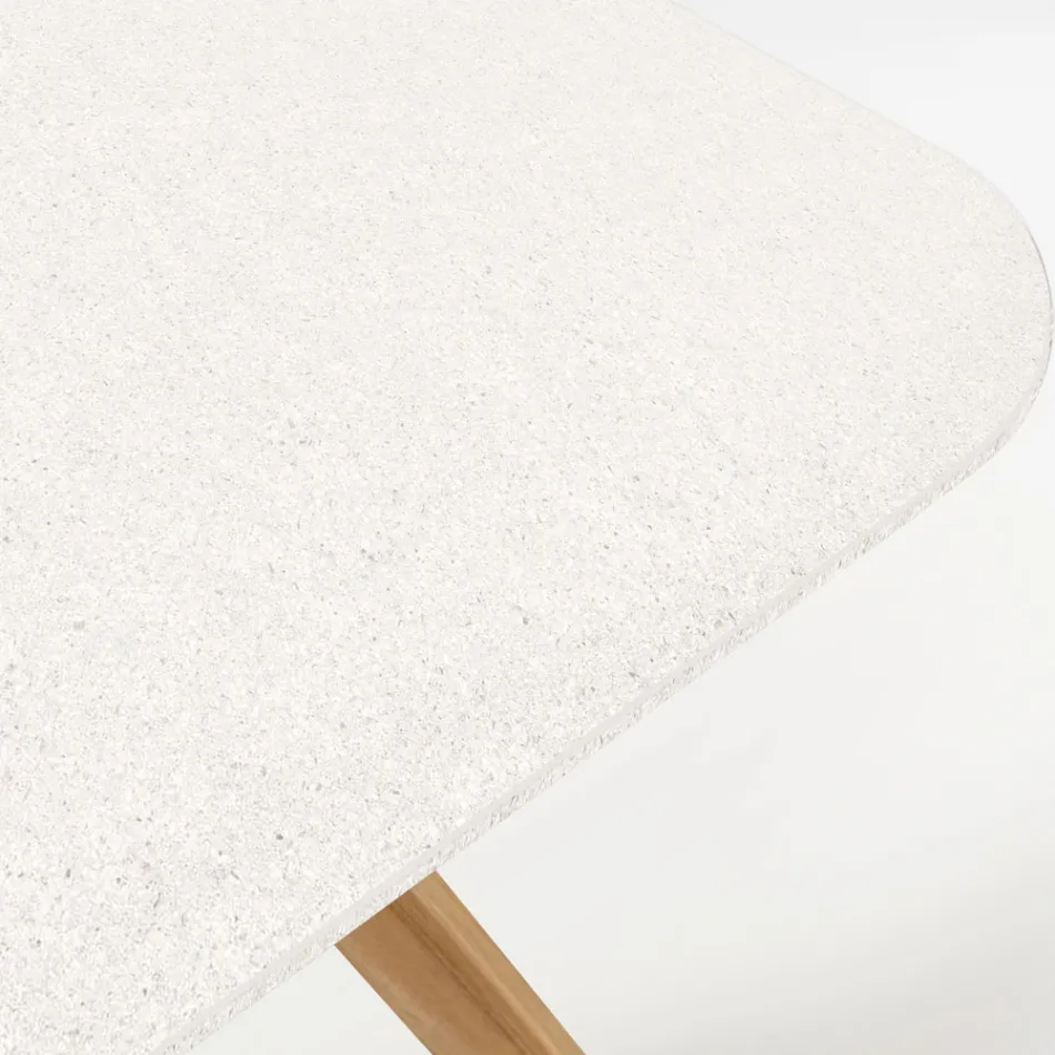 Masa de exterior cu baza din lemn si blat din ceramica alba Terrazzo - Infinity Viadurini