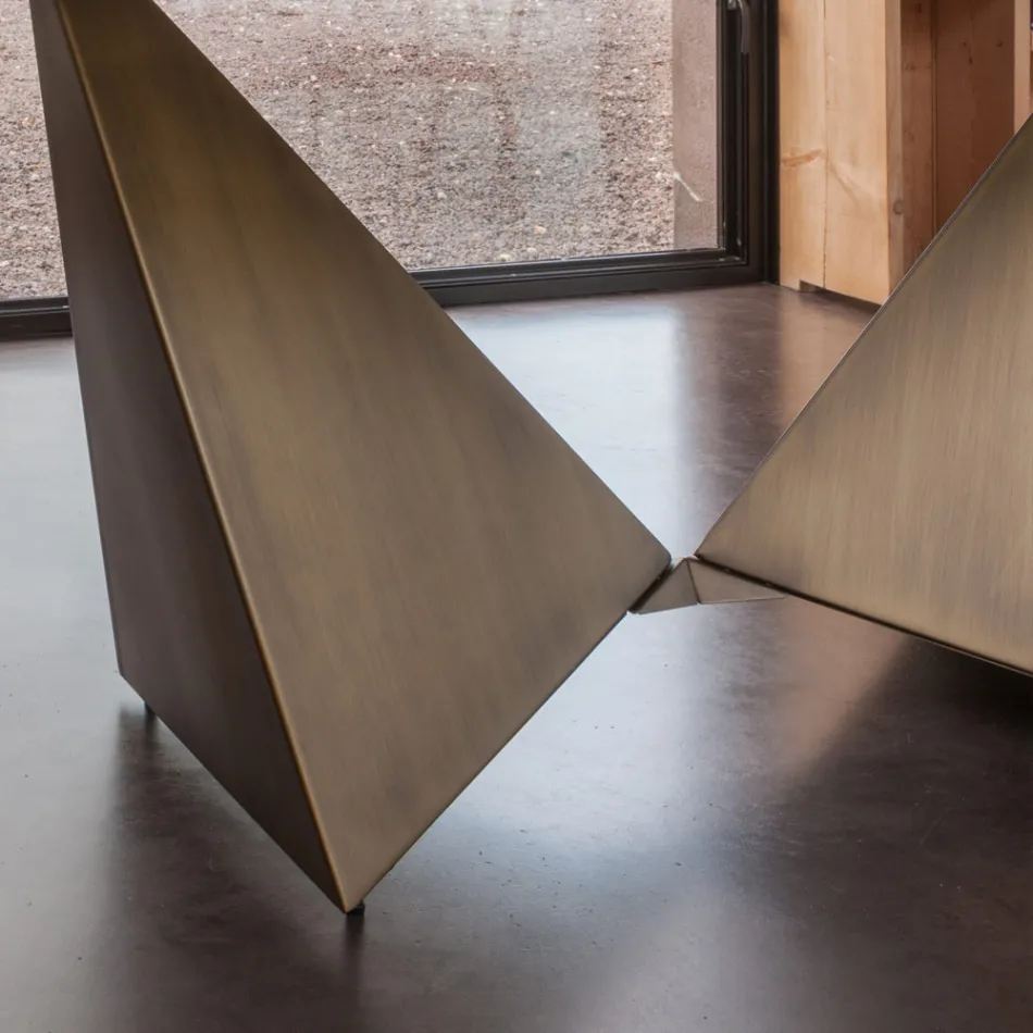 Masa de sufragerie din ceramica de 3 mm si baza metalica Made in Italy - Bujor Viadurini