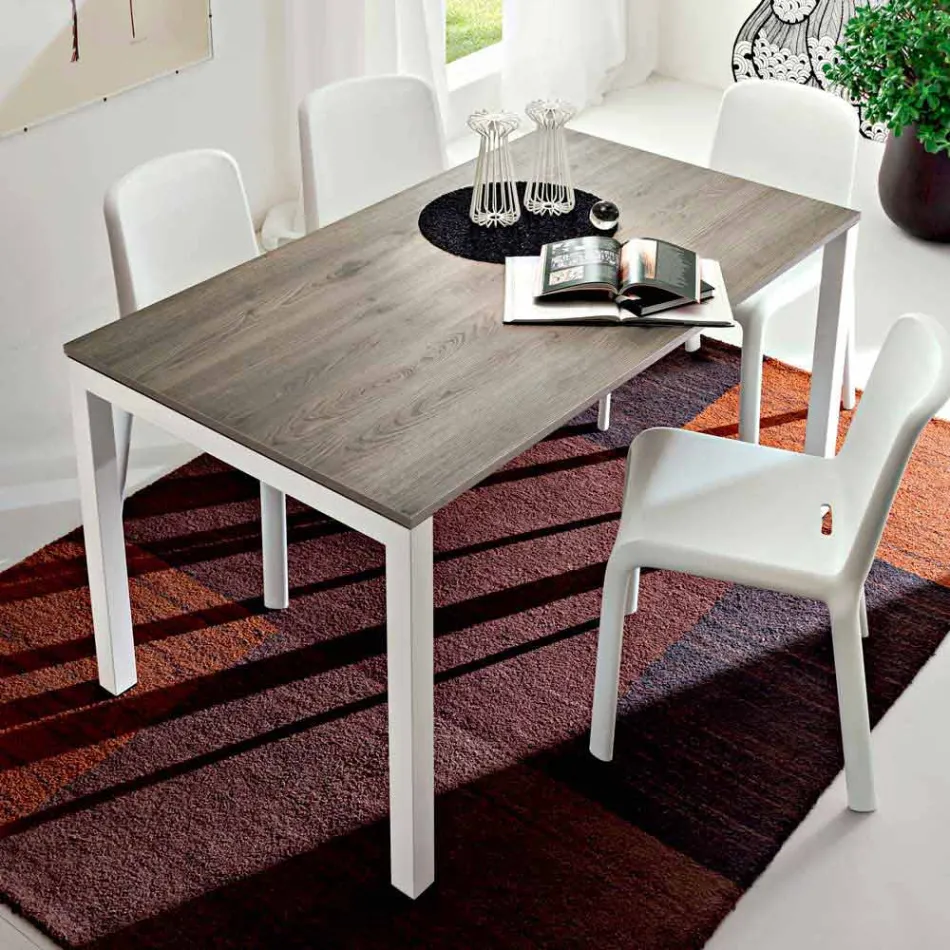 Masă de luat masa din melamină și metal vopsit Fabricat în Italia - Remigio Viadurini