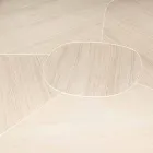 în tabelul de stejar periat cu finisaj ceara Andy Viadurini