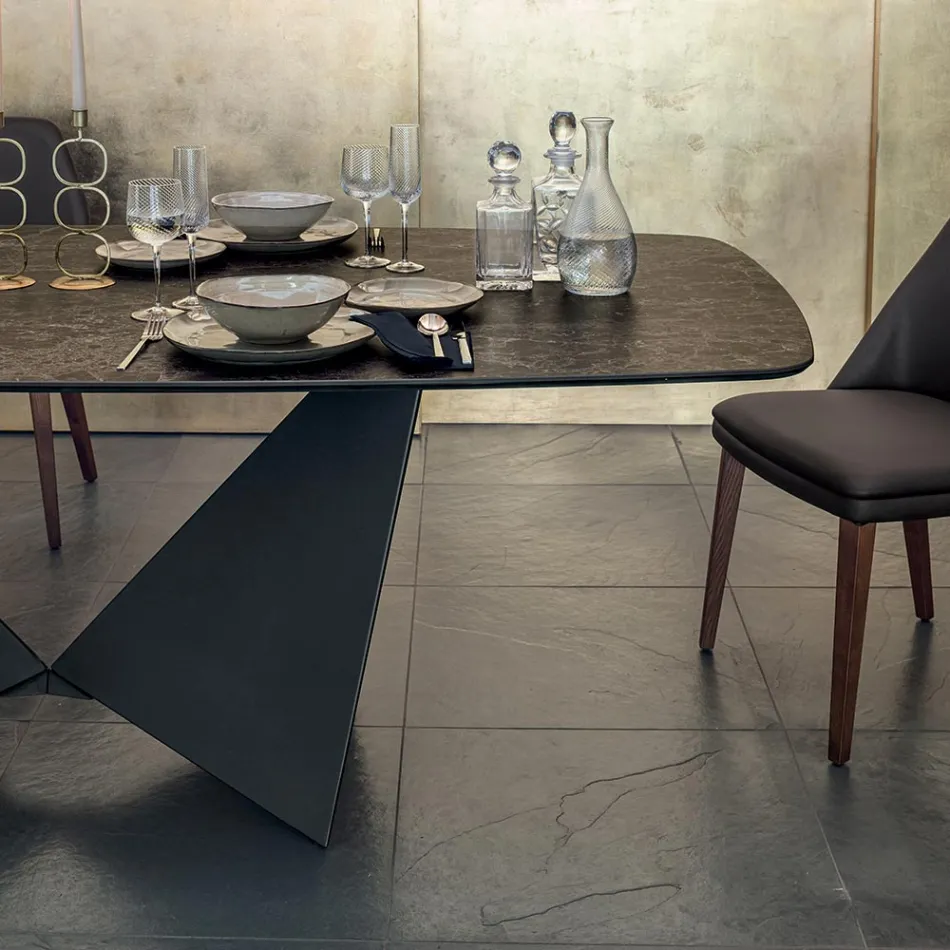 Blat pentru masa de sufragerie din ceramica mata si picioare metalice - Monacco Viadurini