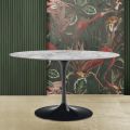 Masa Eero Saarinen Tulip H 74 cu blat oval din marmură Arabescato Made in Italy - Scarlet
