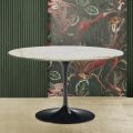 Masă Eero Saarinen H 74 Tulip în aur Calacatta Marmură Made in Italy - Scarlet