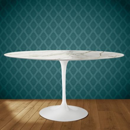 Masă Eero Saarinen Tulip H 74 ovală din ceramică lucioasă fabricată în Italia - stacojiu Viadurini