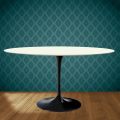 Masă Eero Saarinen Tulip H 74 Ovală din Ceramică Moonè Fabricată în Italia - Stacojiu