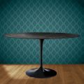 Masă Eero Saarinen Tulip H 74 Ovală din Ceramică Somnia Fabricată în Italia - Stacojiu