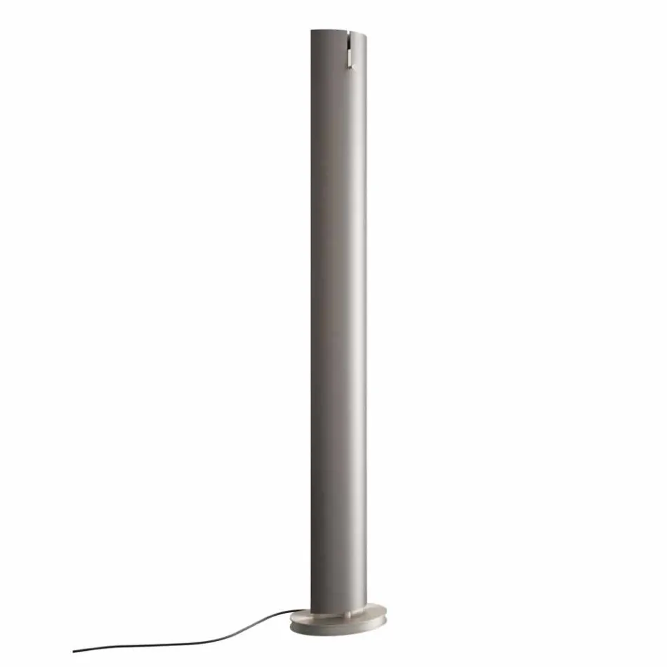 Radiator electric cu pardoseală cu design unic sau dublu LED la 500 W - Stilus Viadurini