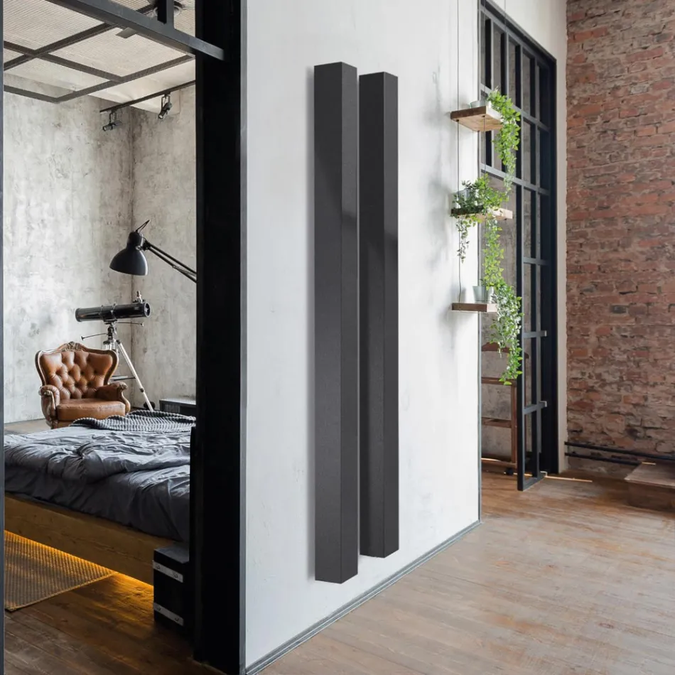 Radiator electric din oțel carbon cu două finisaje fabricat în Italia - Ember Viadurini