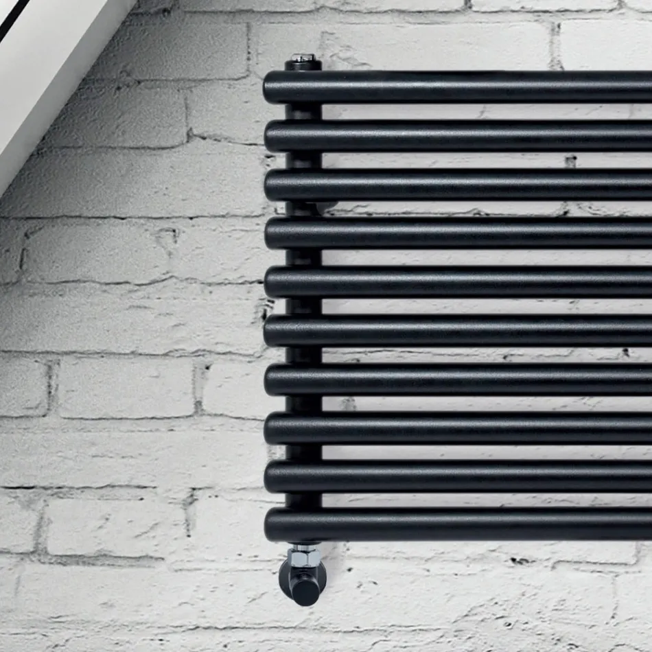 Radiator hidraulic cu colectoare verticale si tevi orizontale - Compus Viadurini