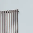 Radiator Hidraulic cu Elemente Vertice Curbate Made in Italy - Ribes Viadurini