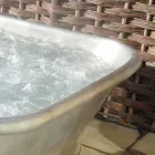 Cada de sine statatoare din cupru acoperit cu fier alb Annie Viadurini