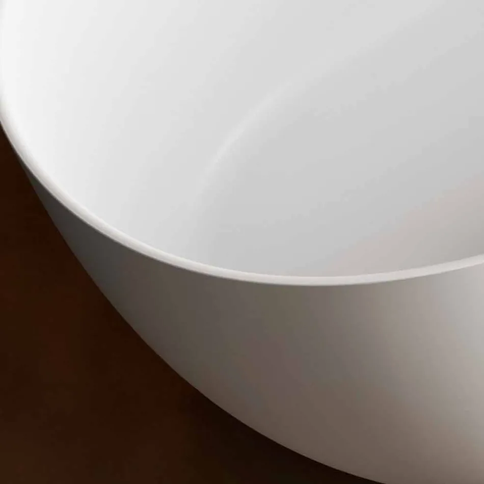 Tub liber, construit în Italia, în suprafață solidă Viadurini