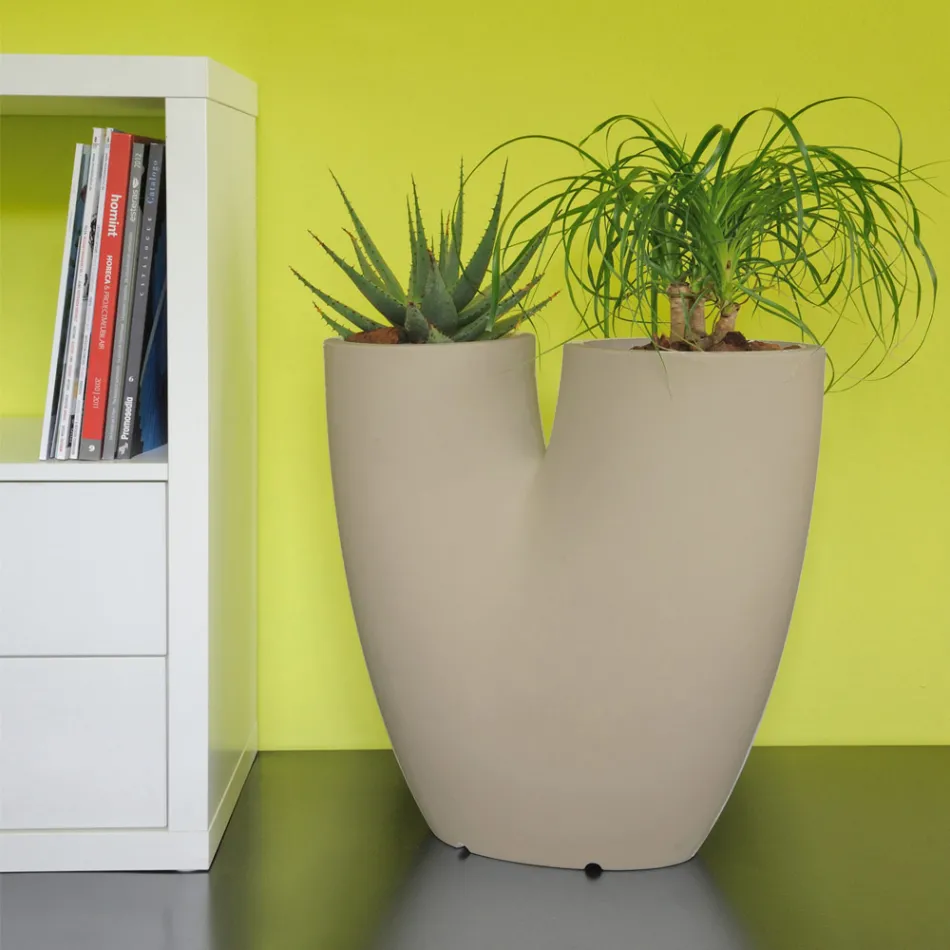 Vasă de grădină modernă colorată din polietilenă Made in Italy - Flowes Viadurini