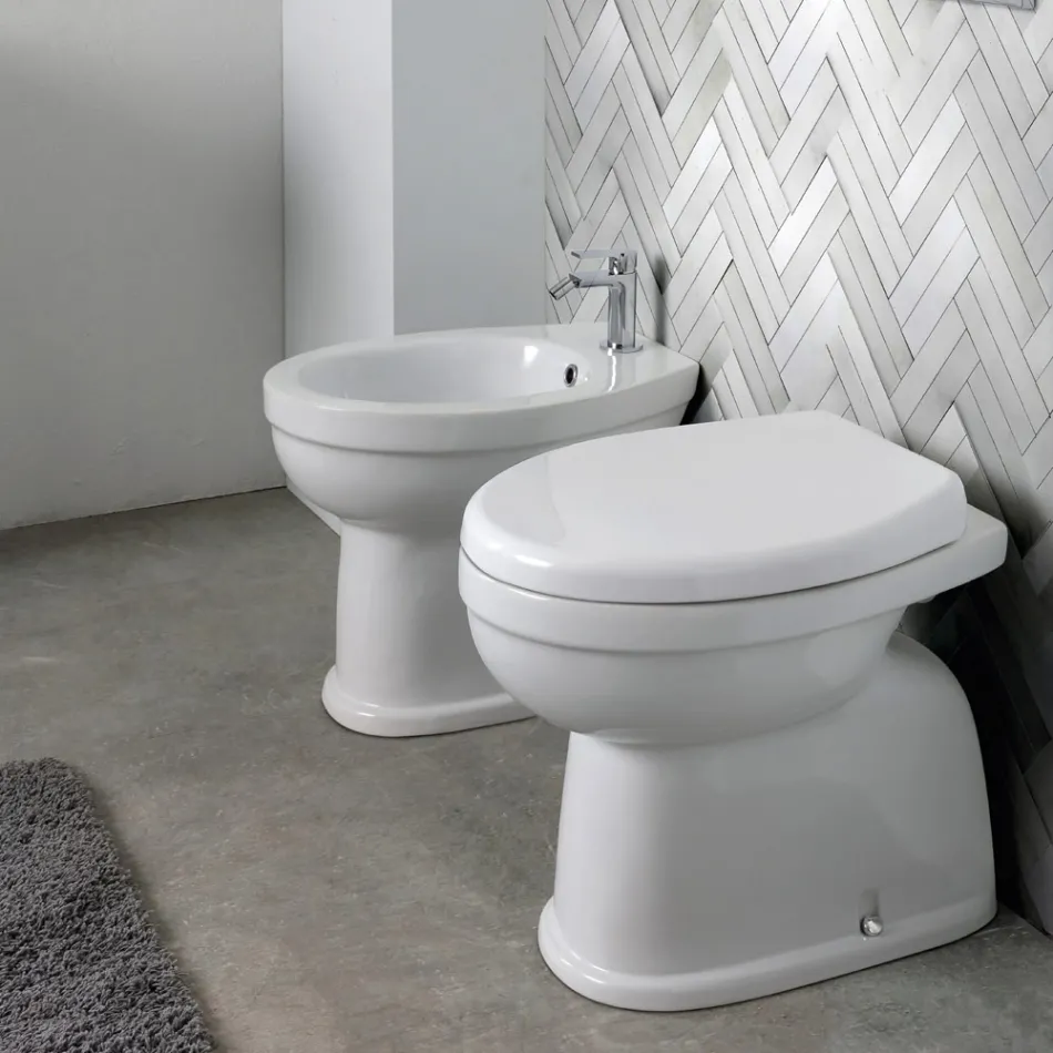 Toaletă modernă din ceramică albă, cu capac din poliester - Silica Viadurini
