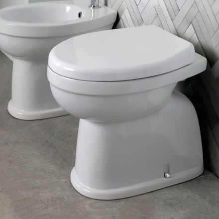 Toaletă modernă din ceramică albă, cu capac din poliester - Silica Viadurini