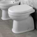 Toaletă ceramică de podea cu capac din poliester și design clasic - Silica