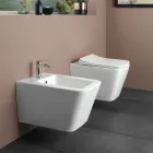 Toaletă suspendată cu capac ceramic cu închidere silențioasă, design modern - Giunco Viadurini