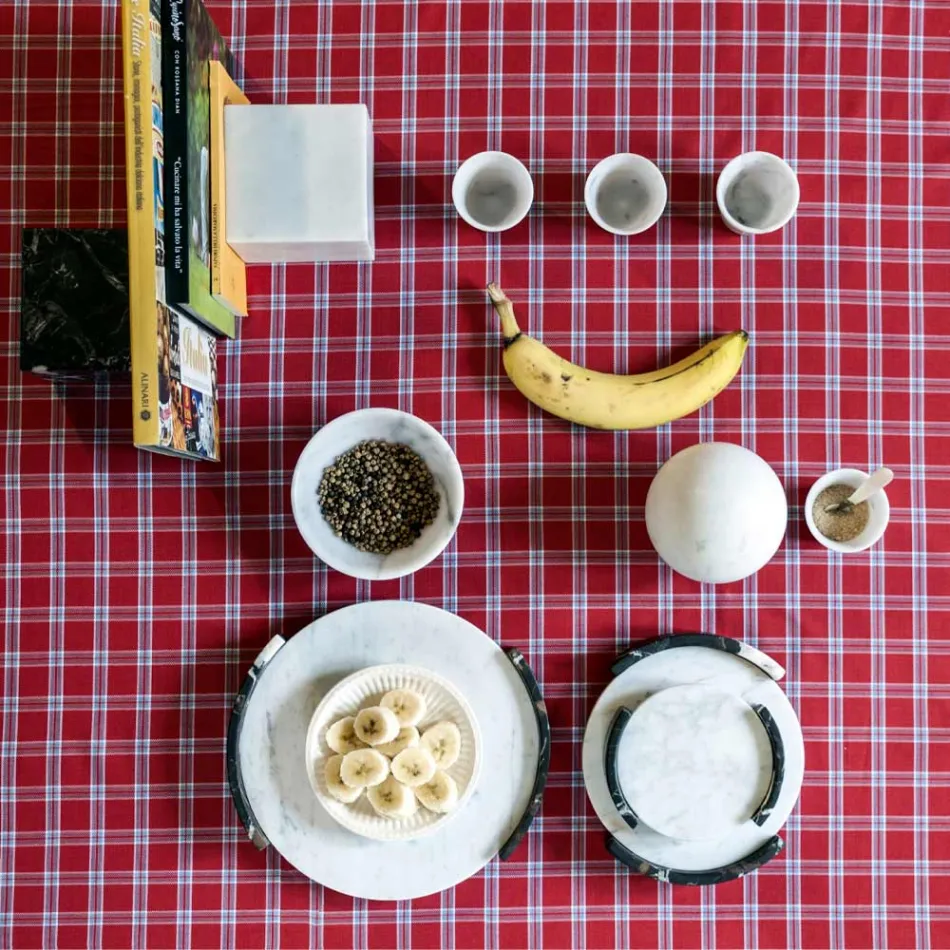 Tavă rotundă modernă din marmură albă de Carrara Fabricată în Italia - Chet Viadurini