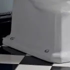 Apa Monobloc clasic în ceramică albă cu cutie fabricată în Italia - Marwa Viadurini